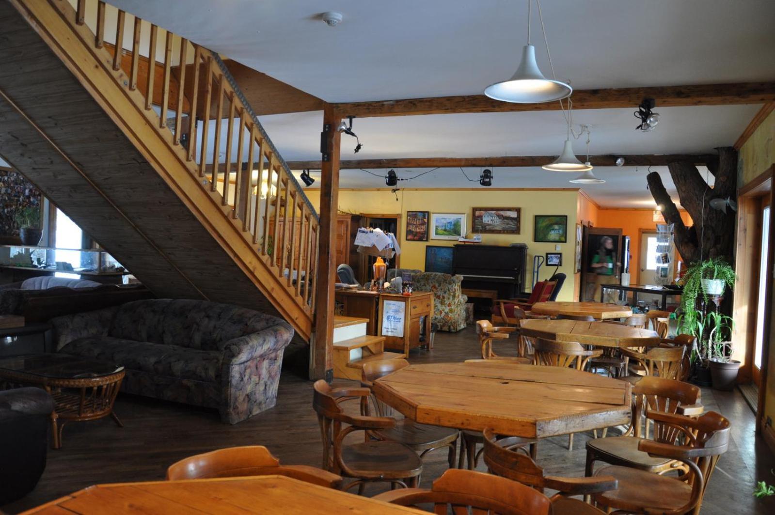 Auberge Jeunesse De Tadoussac Exterior foto